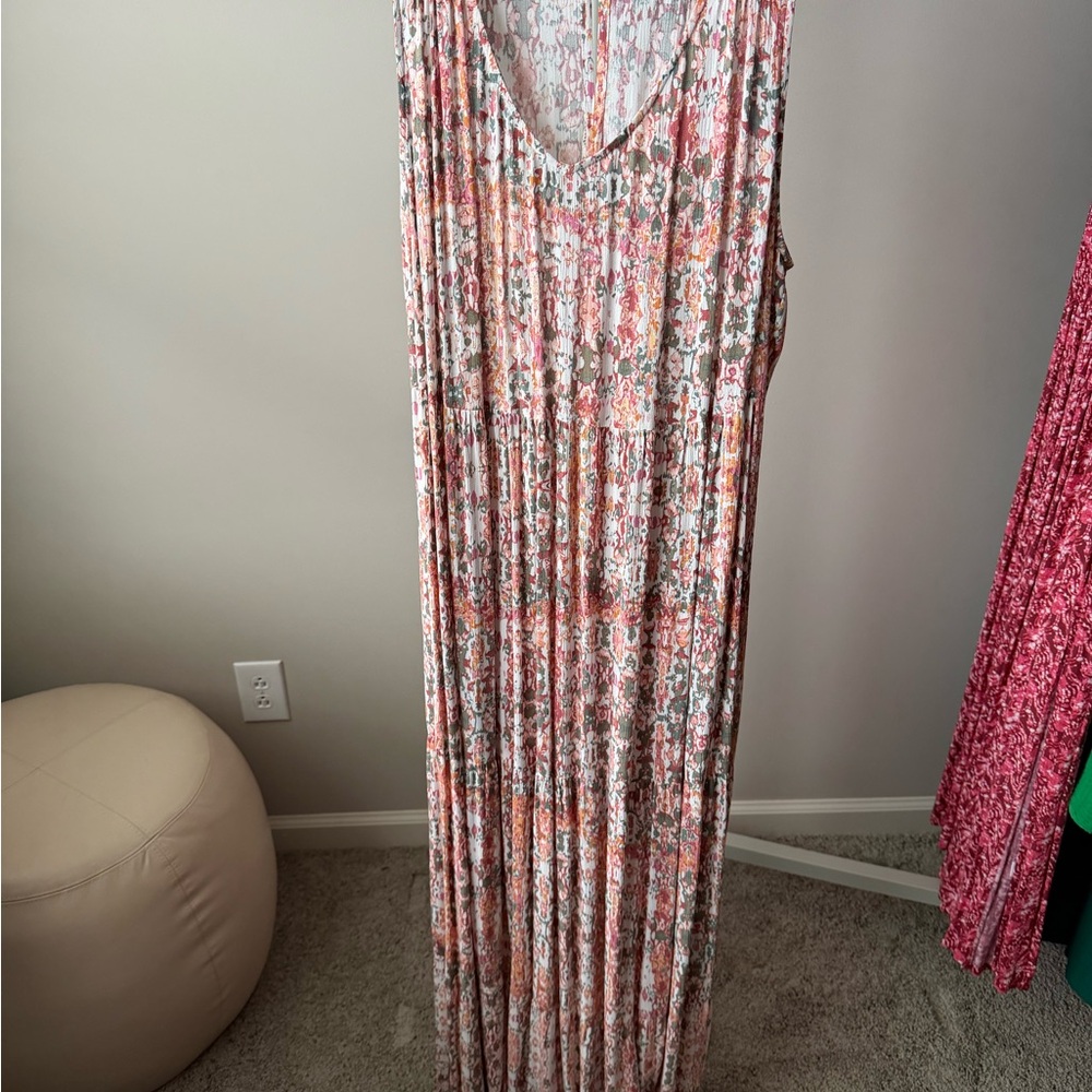 Evereve Floral Maxi Dress - Pink, White, and Green